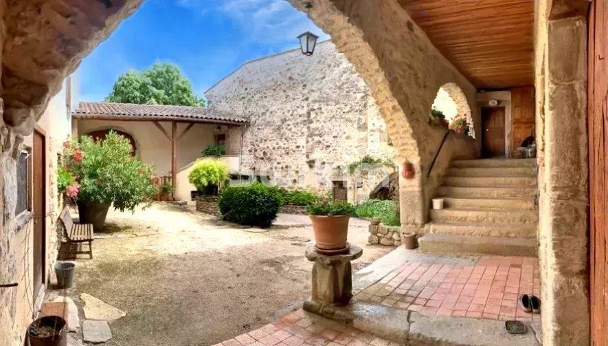 ferme 13 Pièces en vente sur Saou (26400)