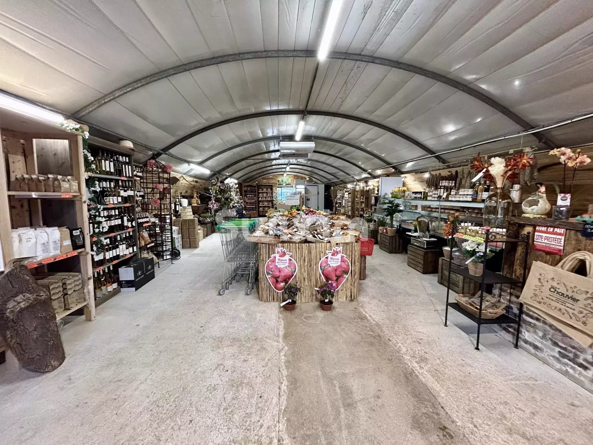 wine estate 4 Rooms for sale on Lorgues (83510)