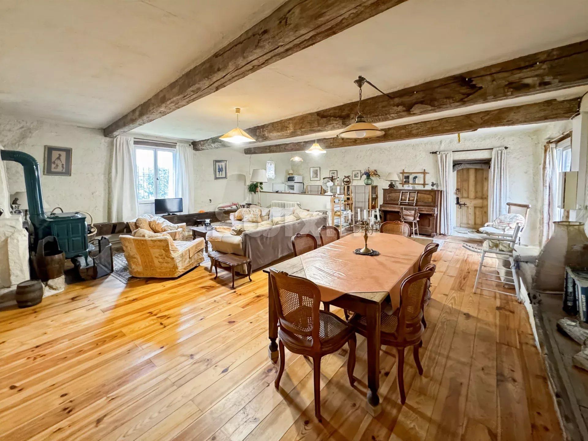 casa 14 Quartos para venda sobre Sauzet (26740)