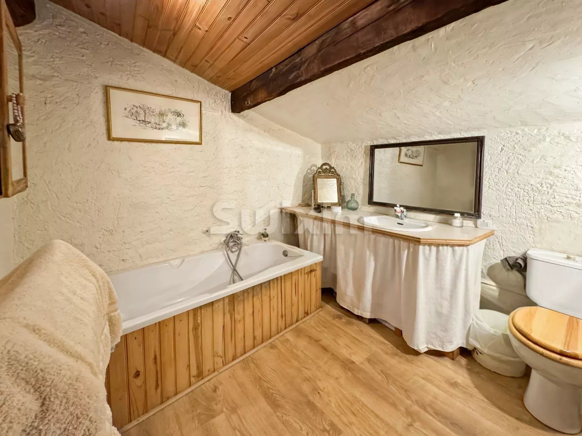 casa 14 Quartos para venda sobre Sauzet (26740)