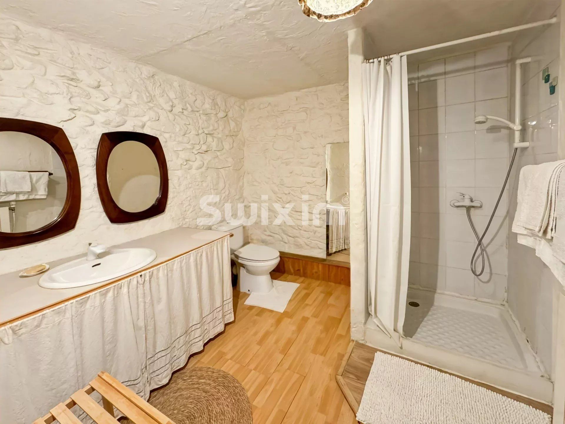 maison 14 Pièces en vente sur Sauzet (26740)