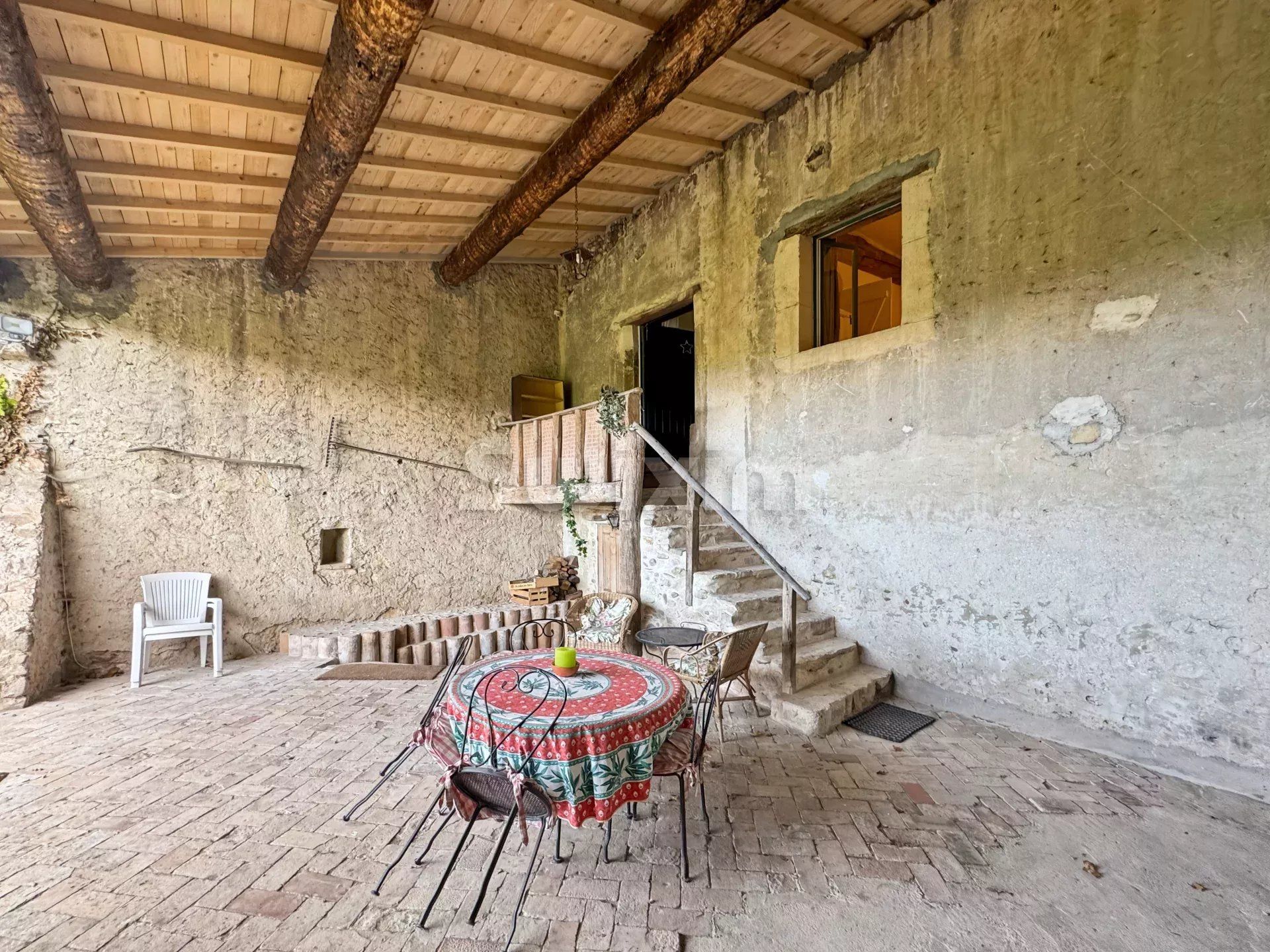 casa 14 Quartos para venda sobre Sauzet (26740)