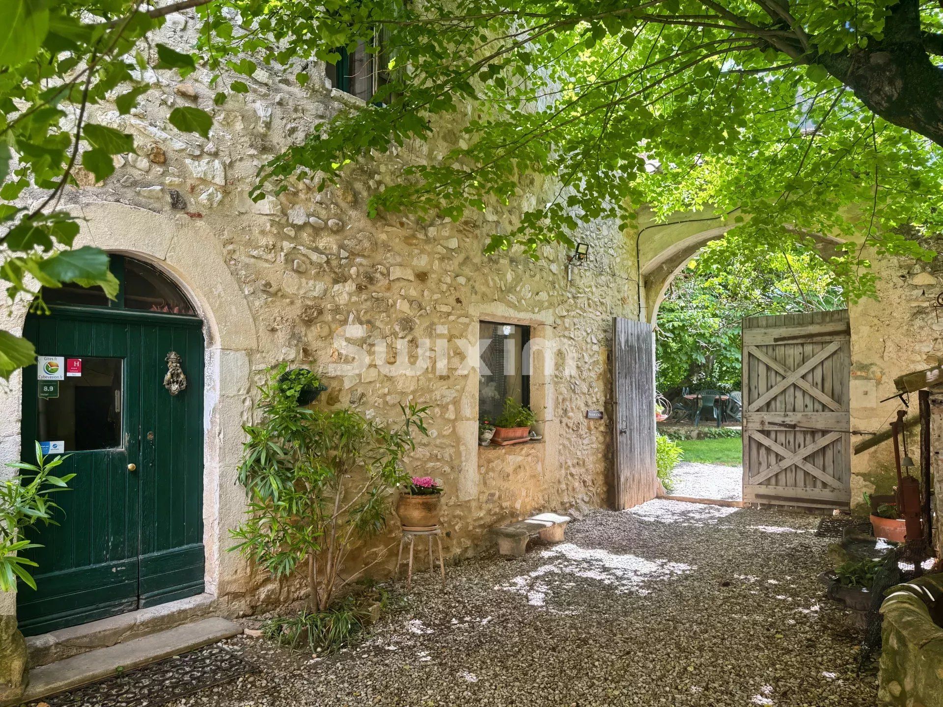 maison 14 Pièces en vente sur Sauzet (26740)