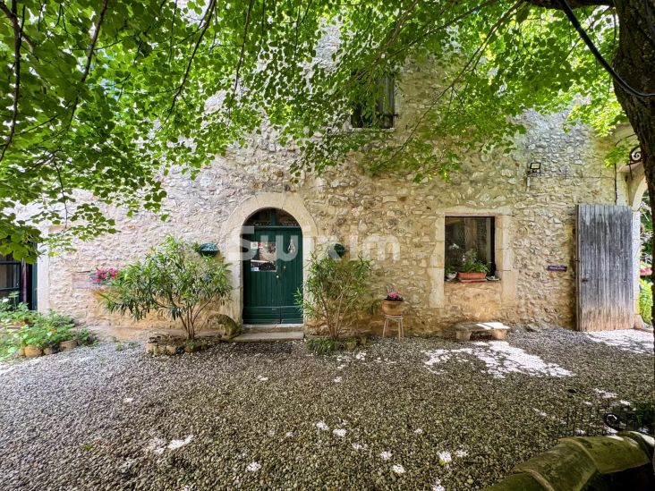 Vente Maison Sauzet 14&nbsp;Pièces 470&nbsp;m²