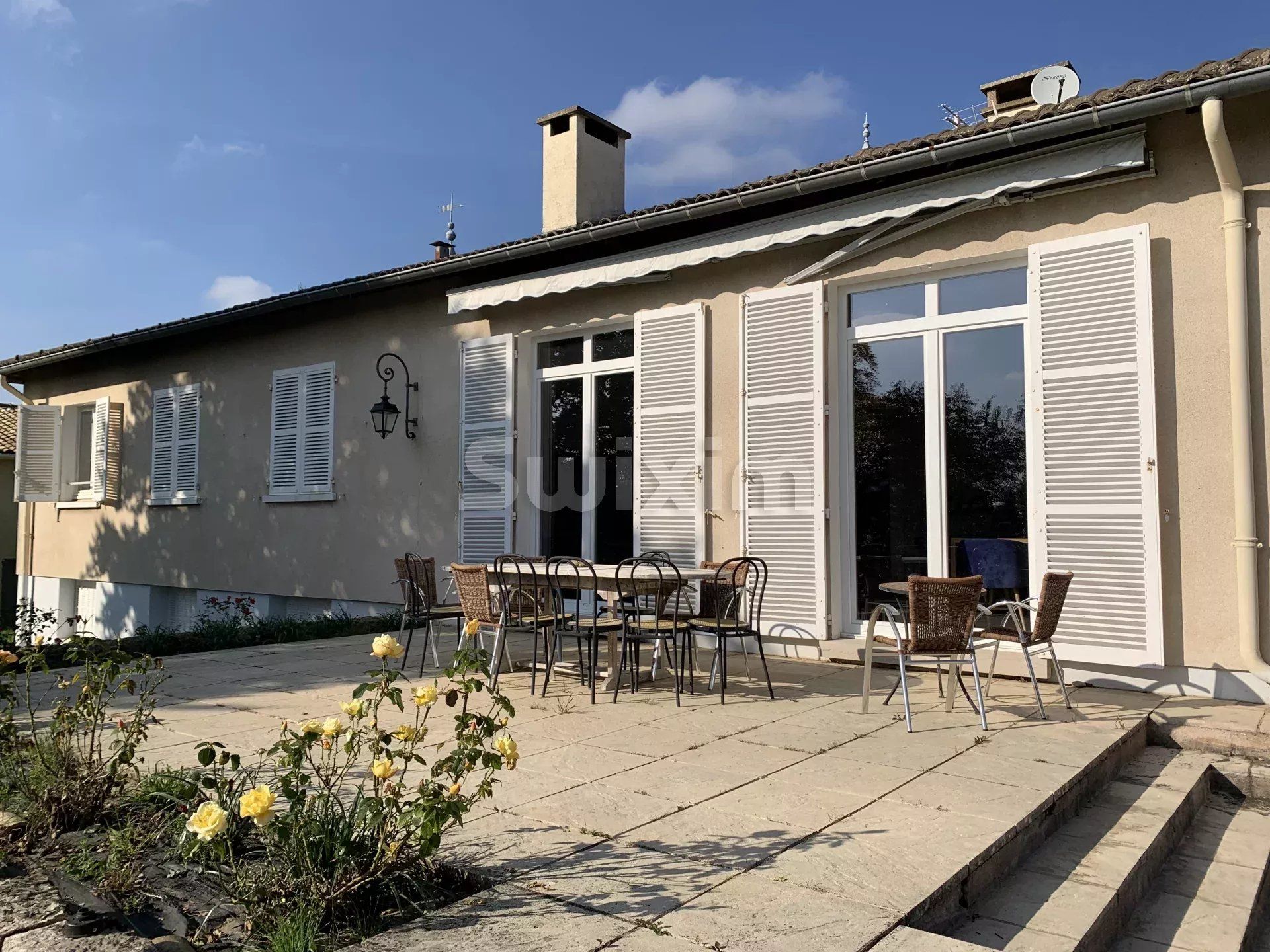 villa 9 Pièces en vente sur Charnay-lès-Mâcon (71850)