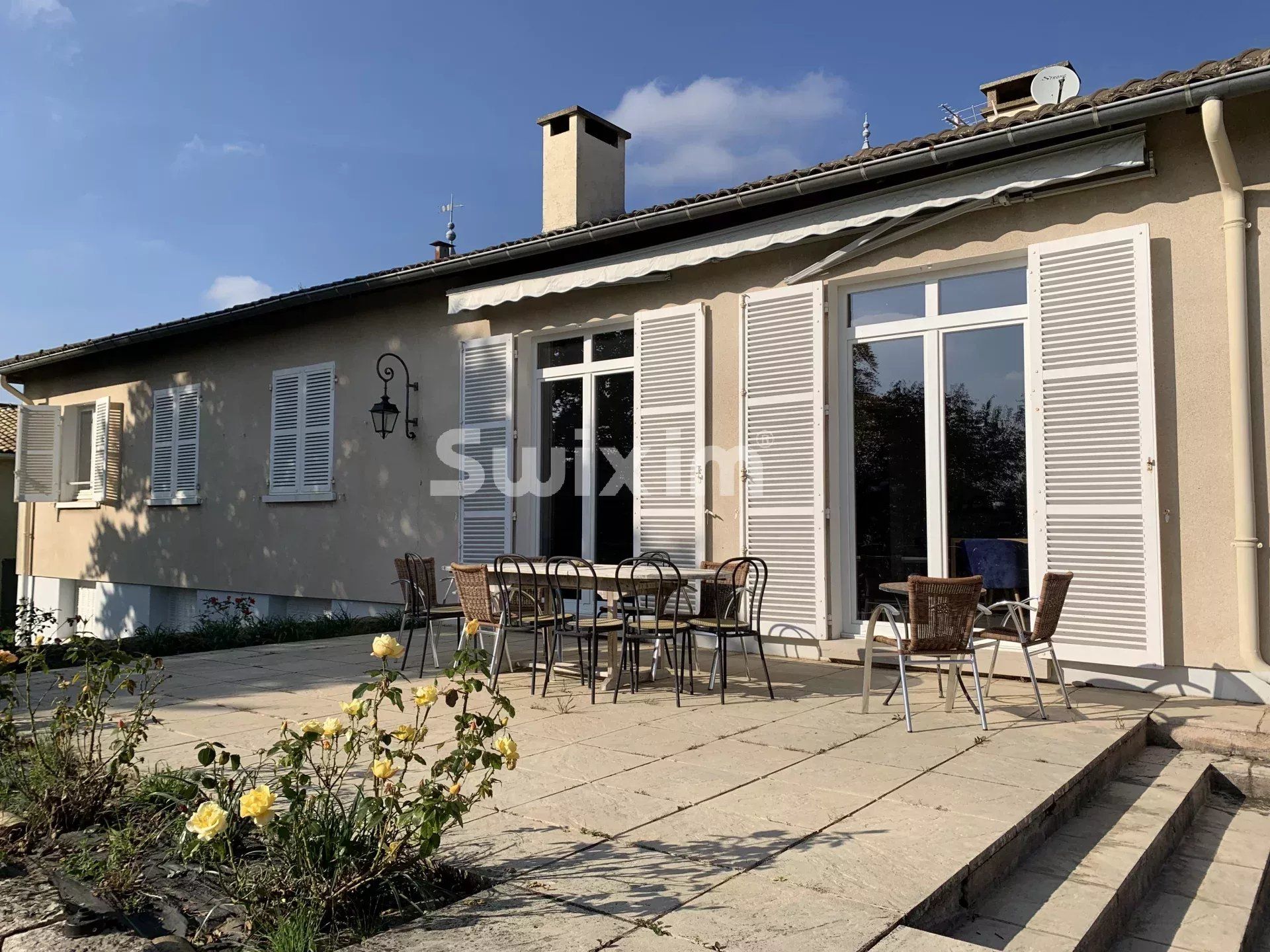 villa 9 Pièces en vente sur Charnay-lès-Mâcon (71850)