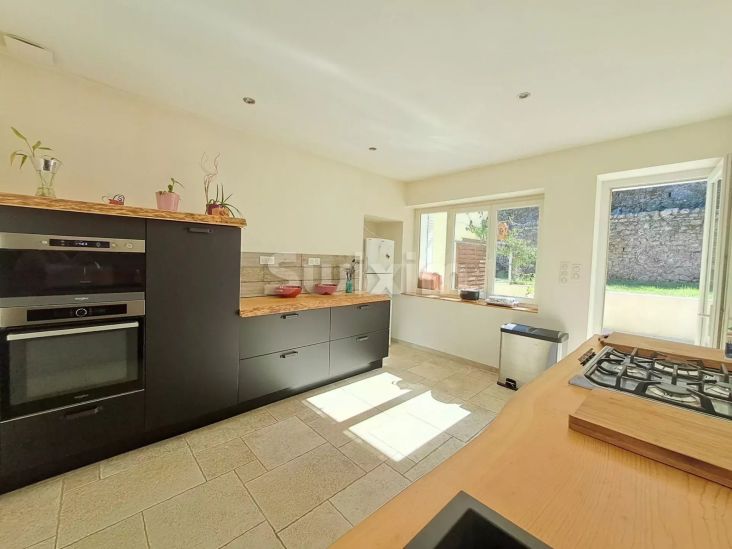 Venda Villa Joyeuse 5 Quartos 160 m²