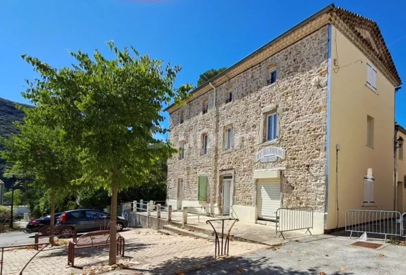 Venta Casa Saint-Florent-sur-Auzonnet 17 Salas 405.81 m²
