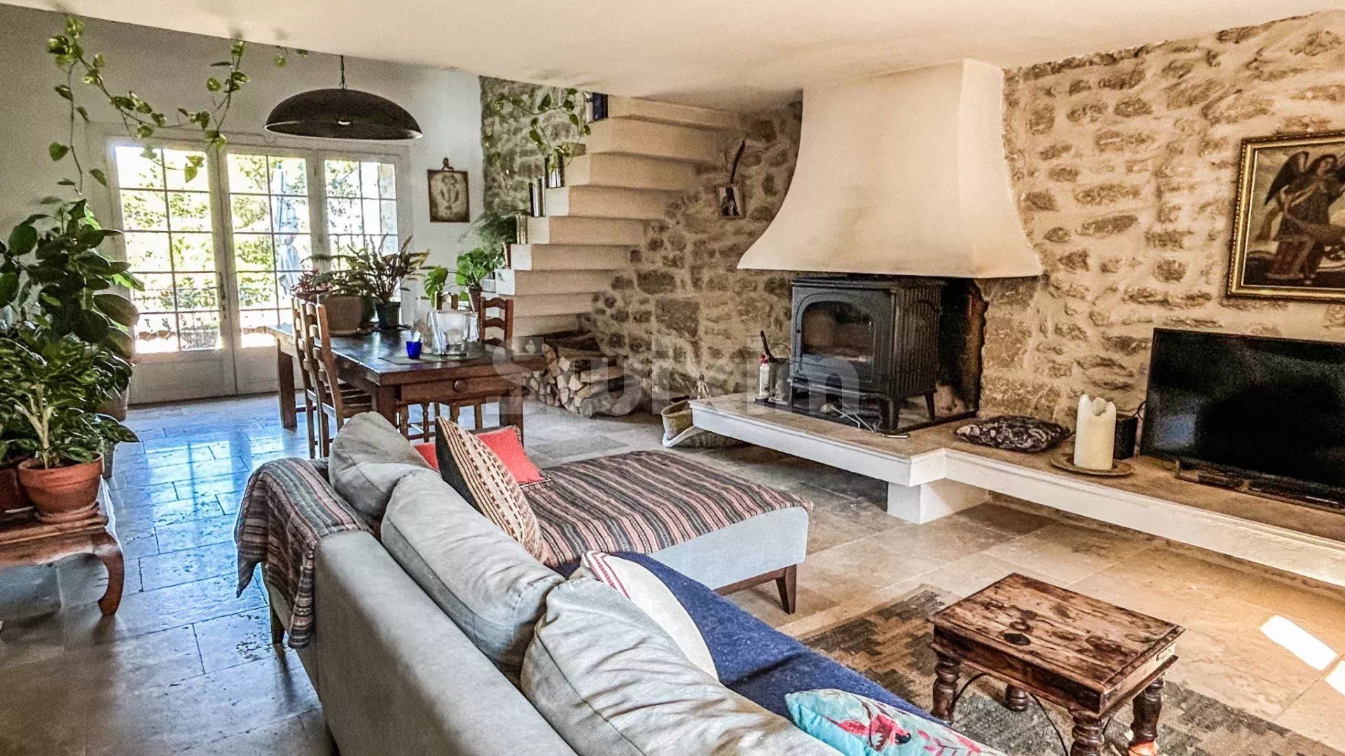 maison 6 Pièces en vente sur Saint-Siffret (30700)