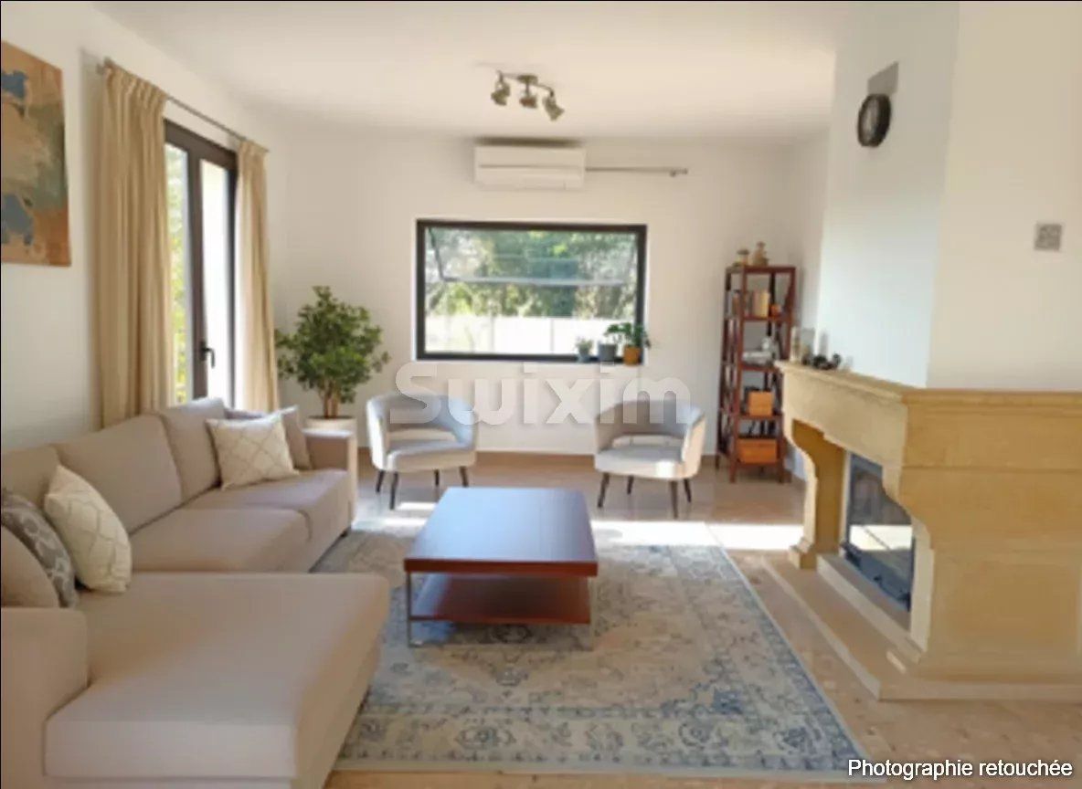 villa 5 Zimmer zum verkauf auf Bezouce (30320)