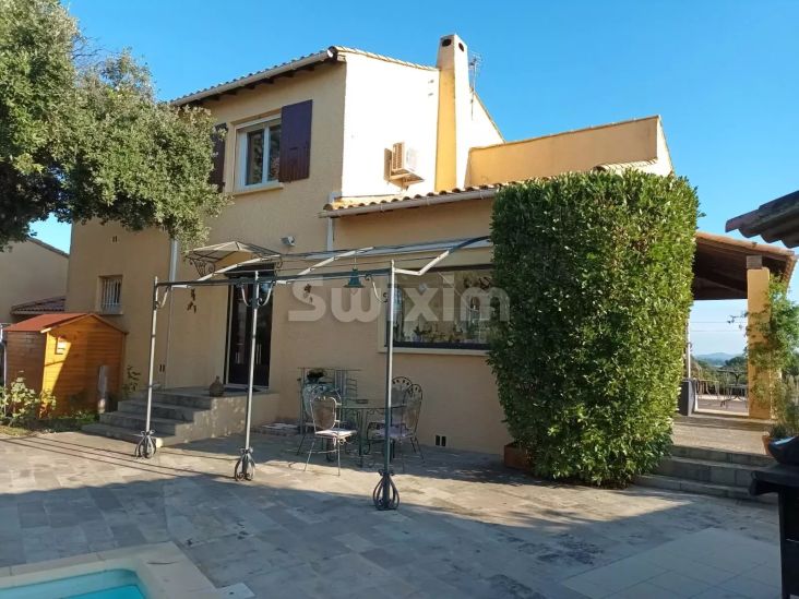 Vente Villa Bezouce 5 Pièces 150 m²
