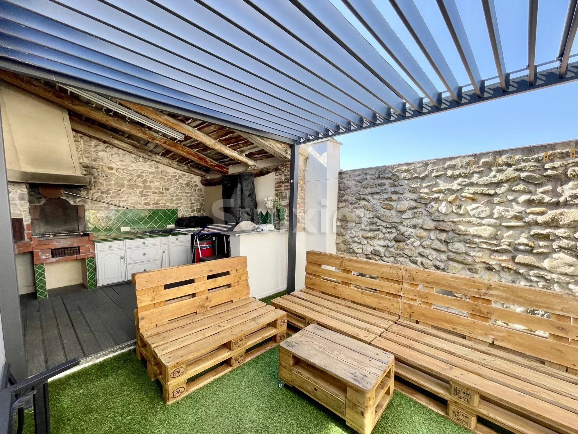 casa 7 Camere in vendita su Ribaute-les-Tavernes (30720)