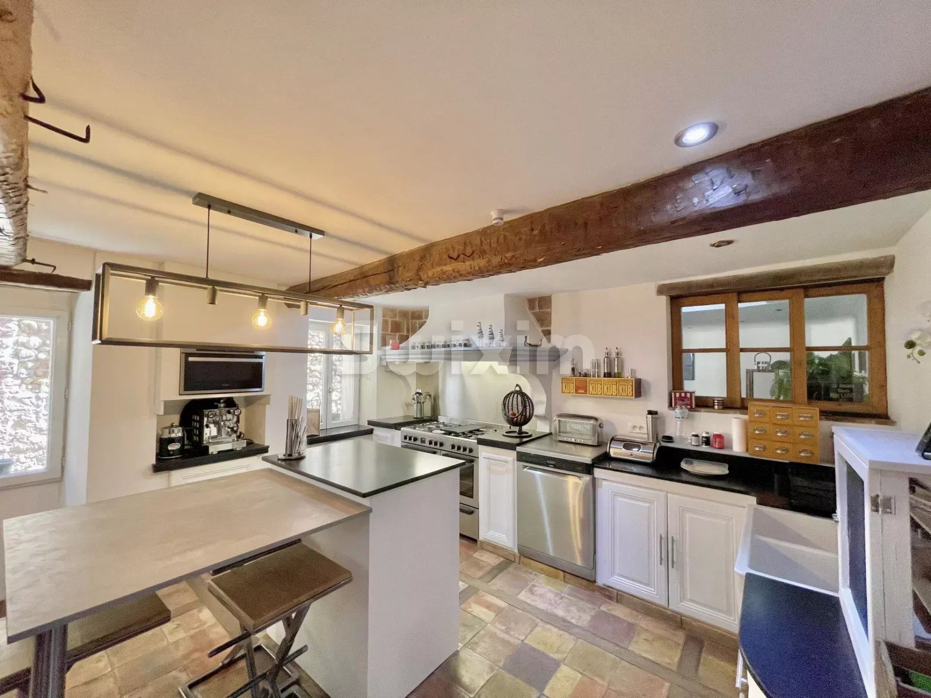 casa 7 Camere in vendita su Ribaute-les-Tavernes (30720)