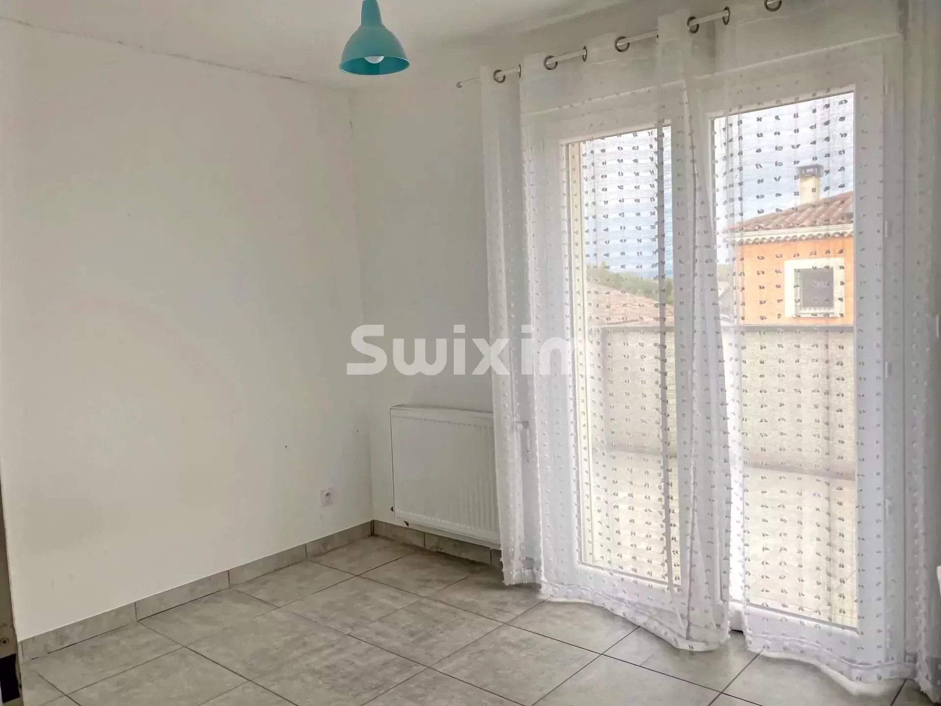 house 5 Rooms for sale on Chabeuil (26120)