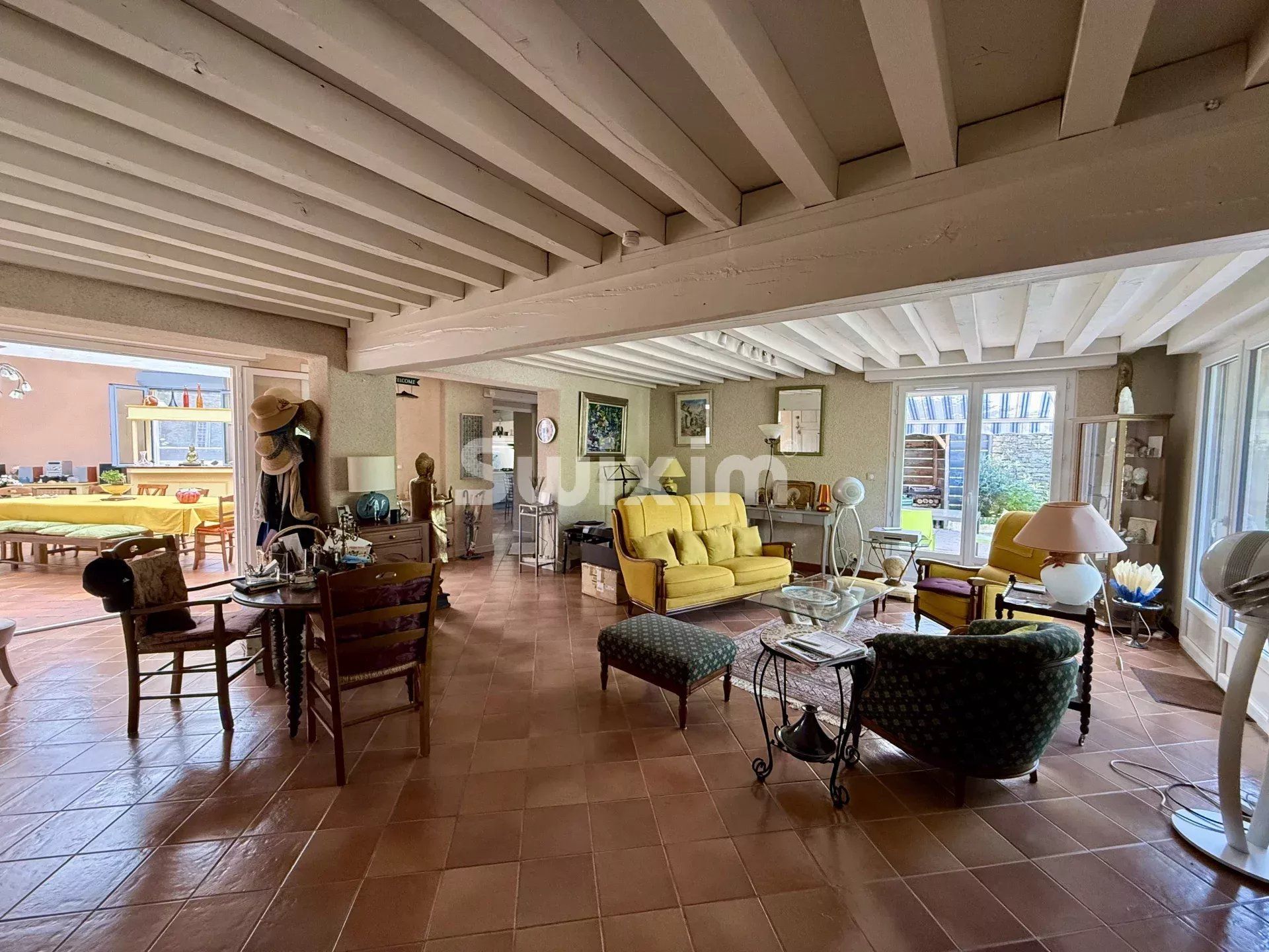 casa 8 Camere in vendita su Vézelay (89450)