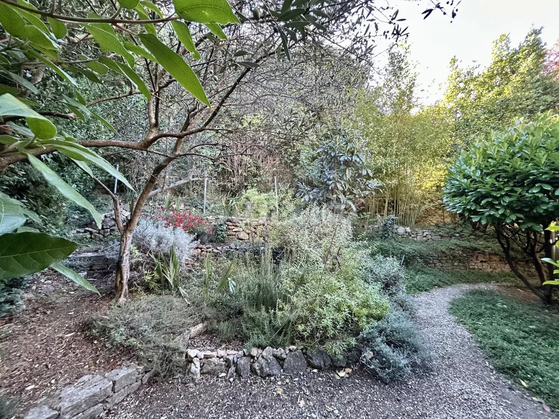 villa 6 Quartos para venda sobre Cotignac (83570)