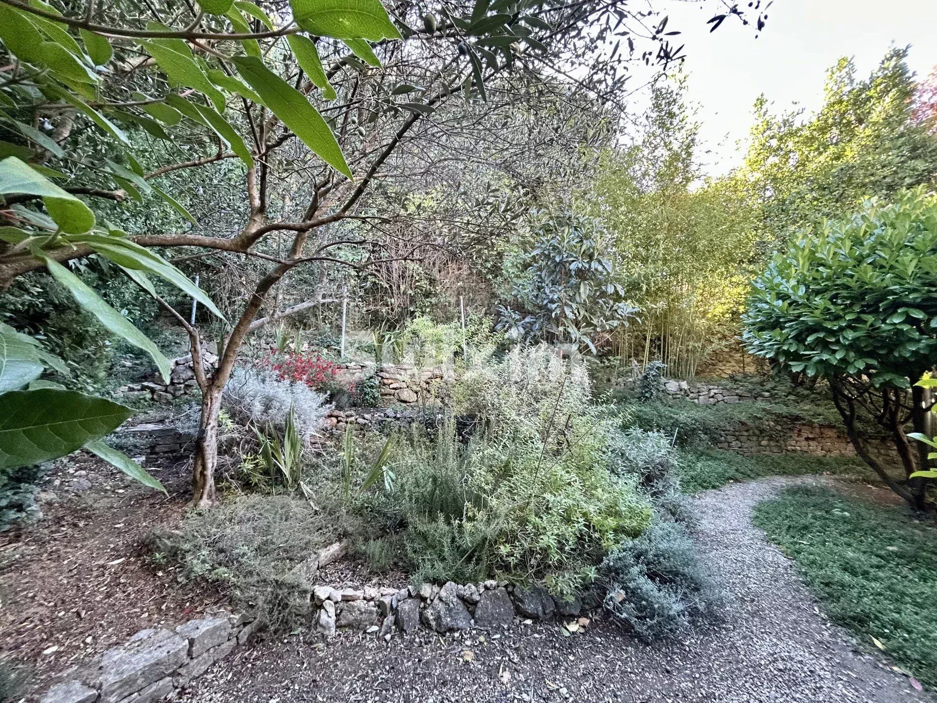 villa 6 Pièces en vente sur Cotignac (83570)