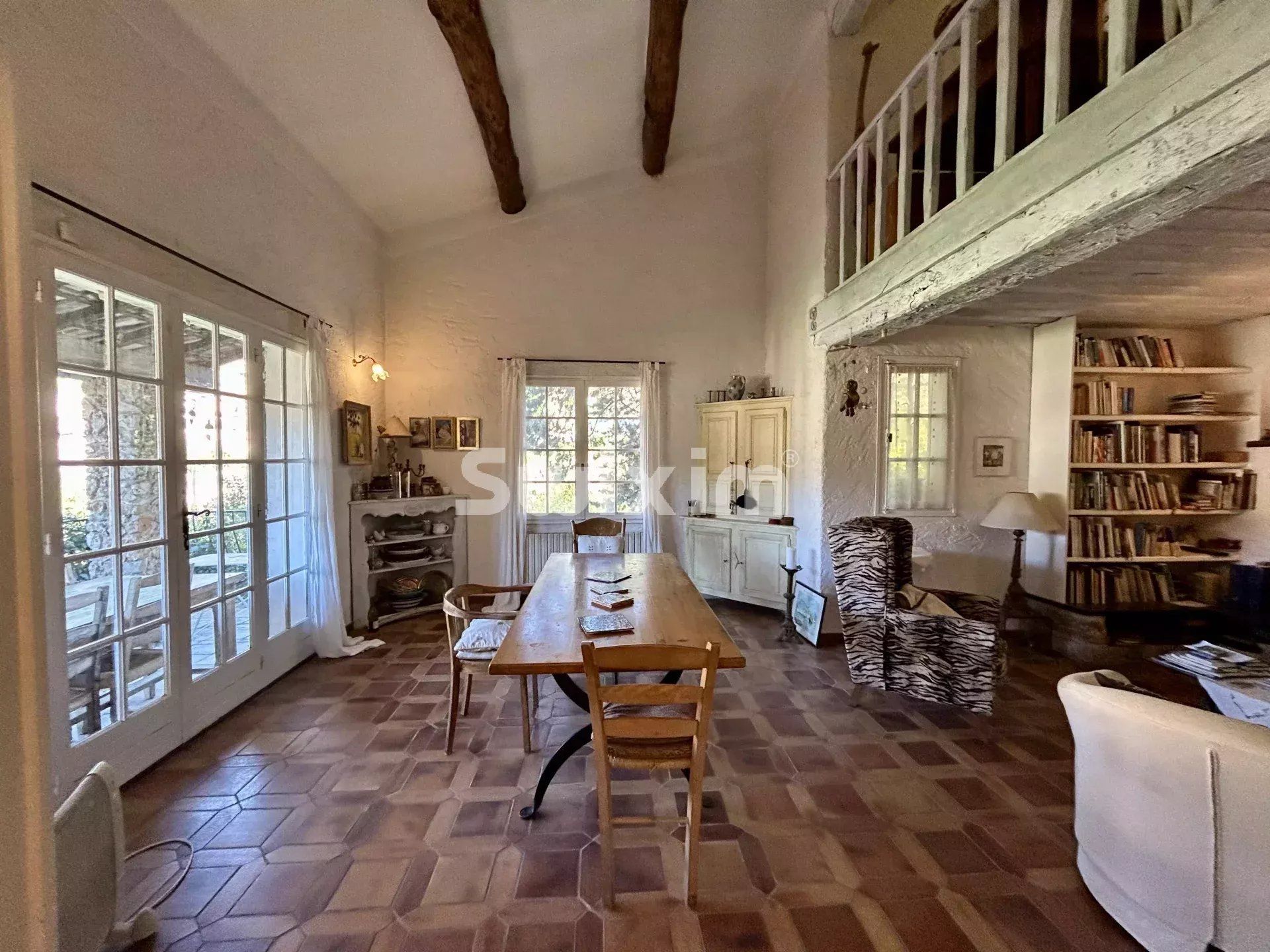 villa 6 Pièces en vente sur Cotignac (83570)