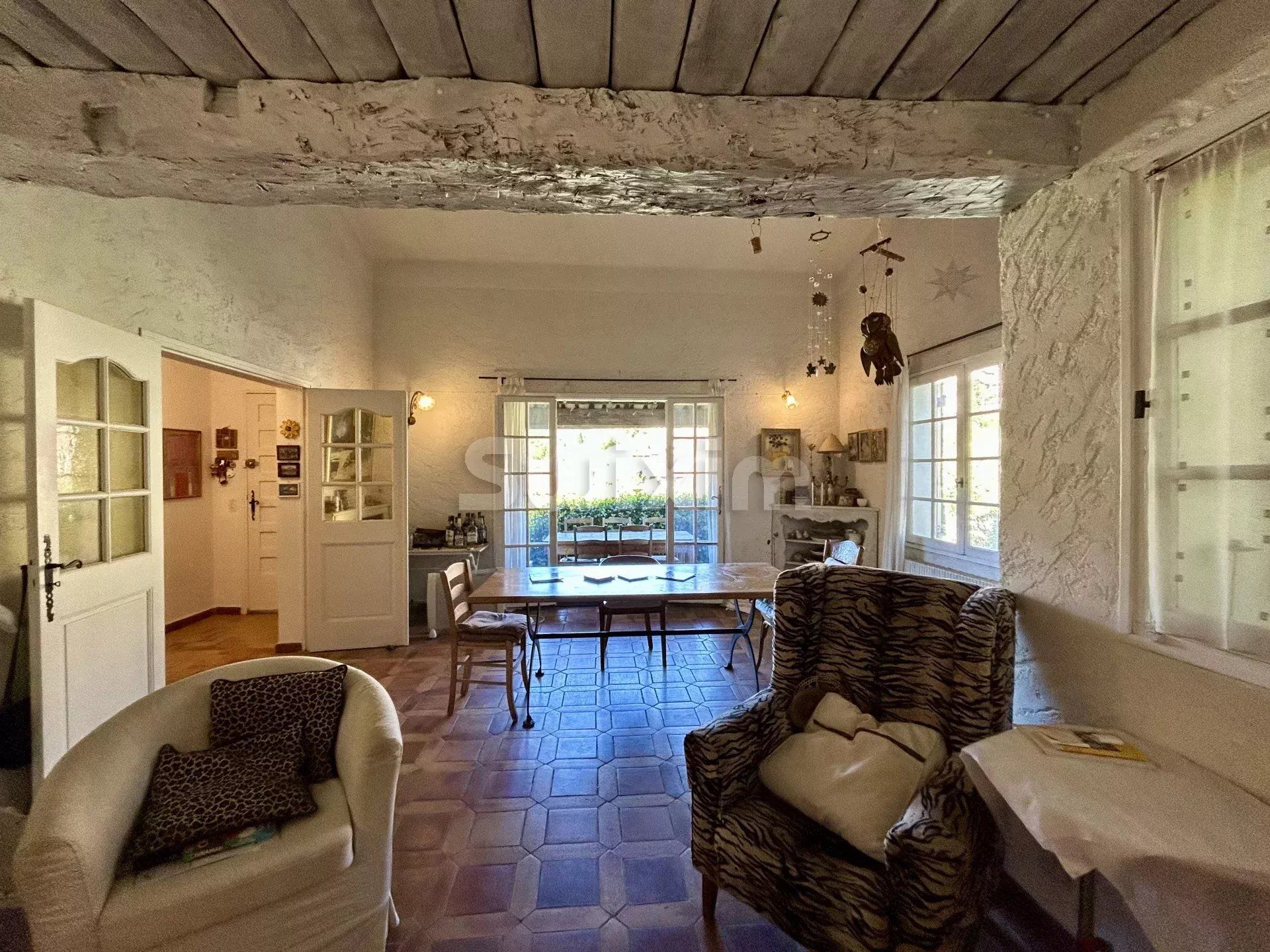 villa 6 Quartos para venda sobre Cotignac (83570)