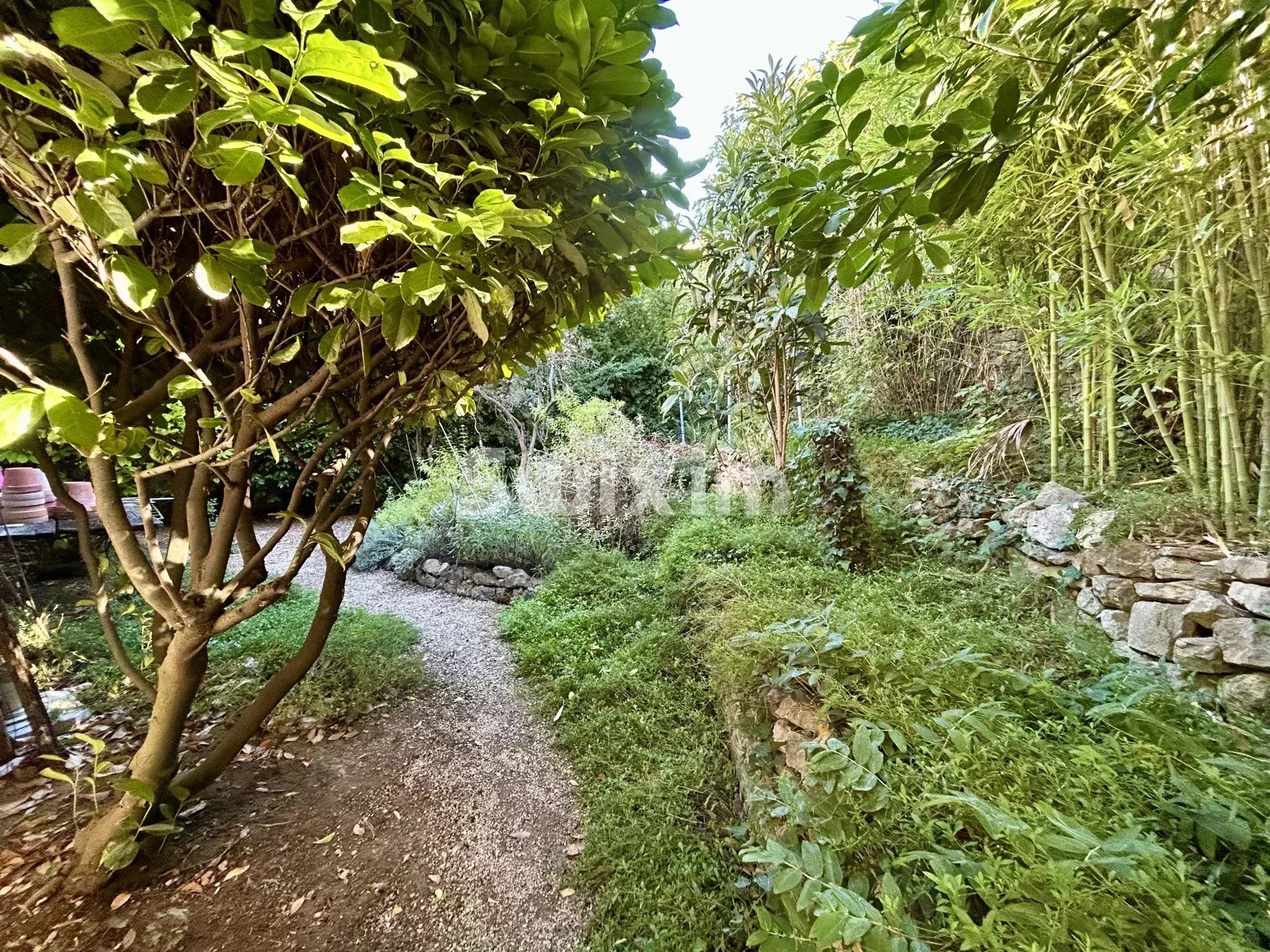 villa 6 Pièces en vente sur Cotignac (83570)