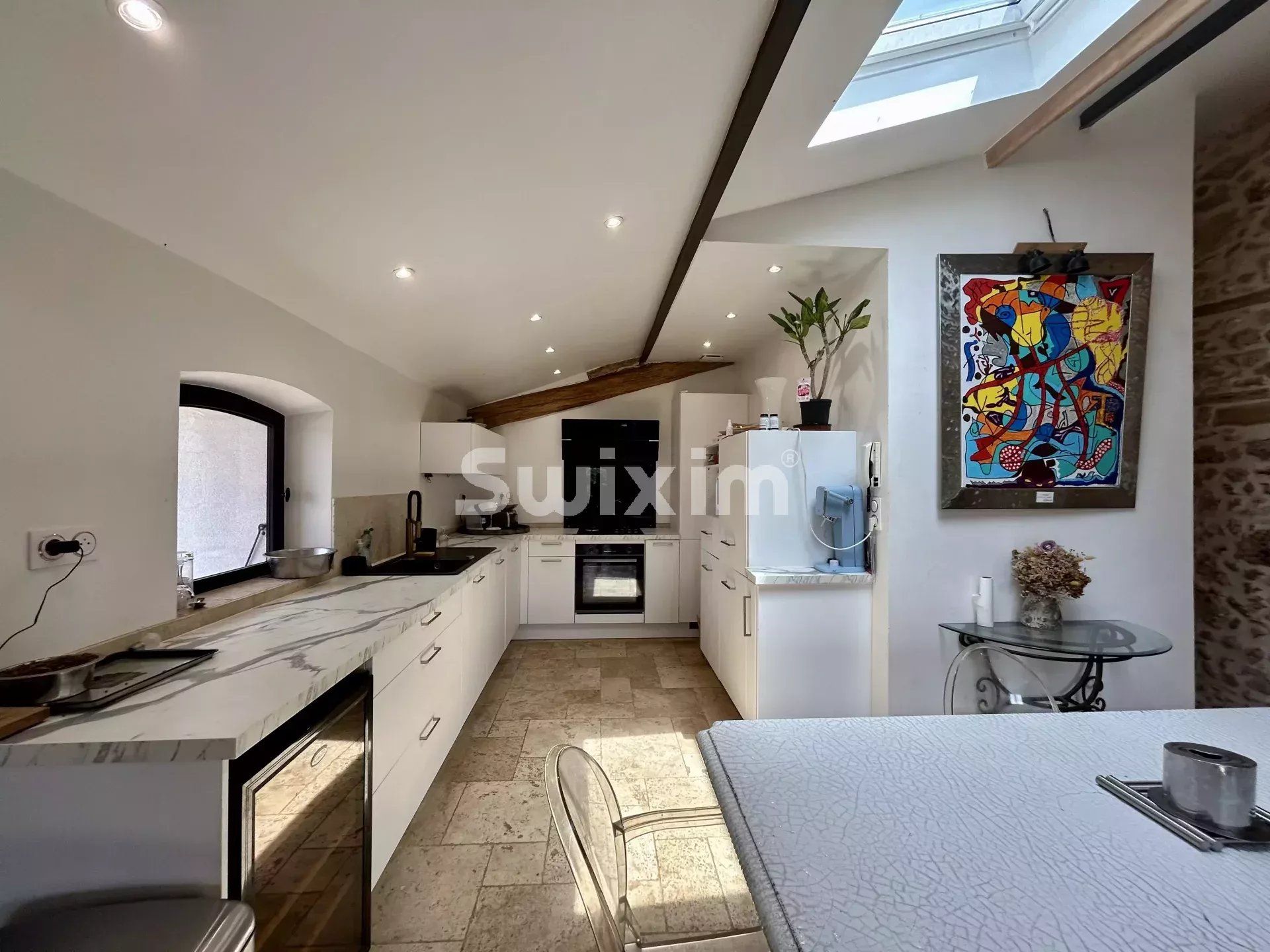 propriété 9 Pièces en vente sur Les Arcs (83460)