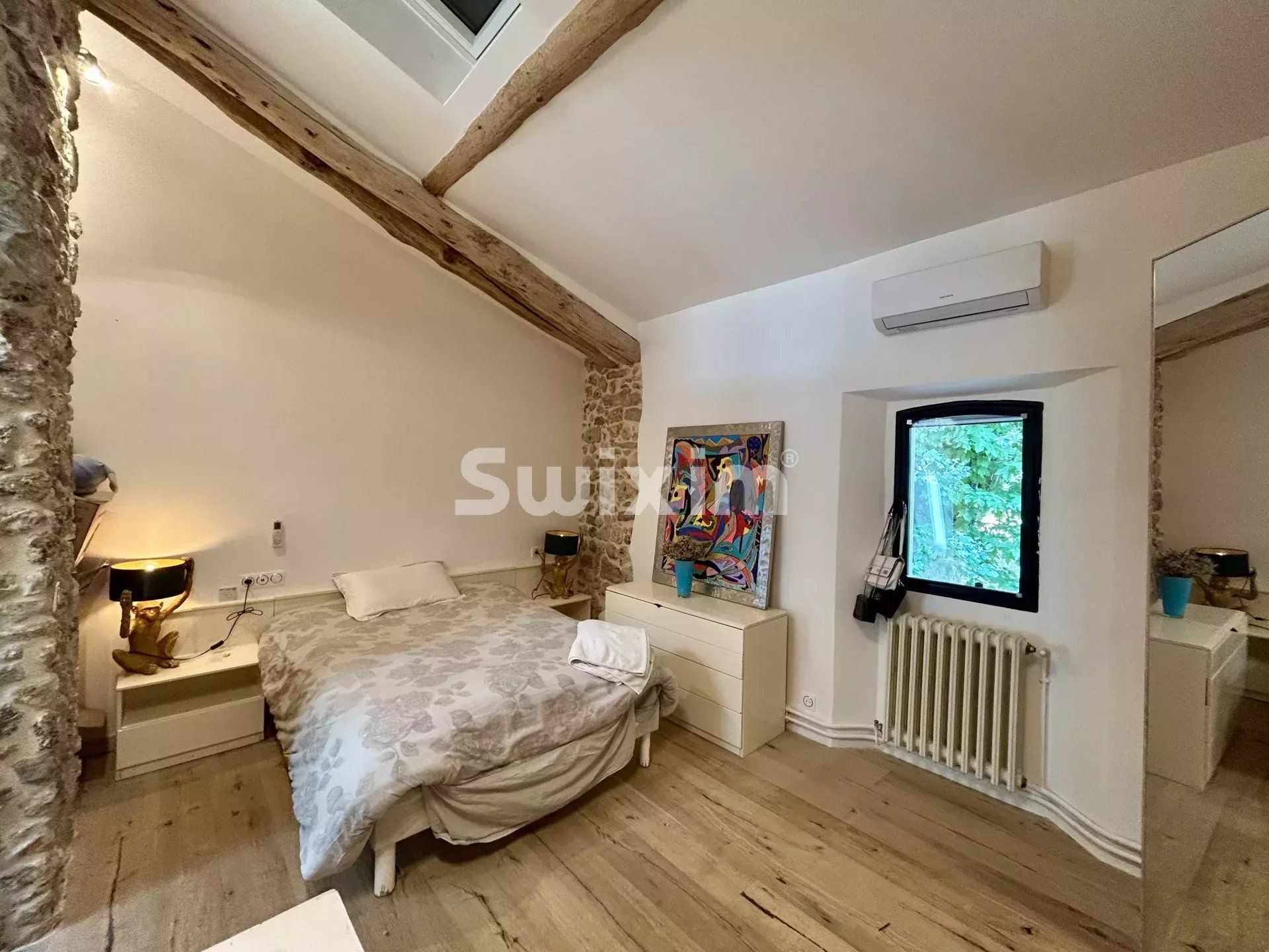 propriété 9 Pièces en vente sur Les Arcs (83460)