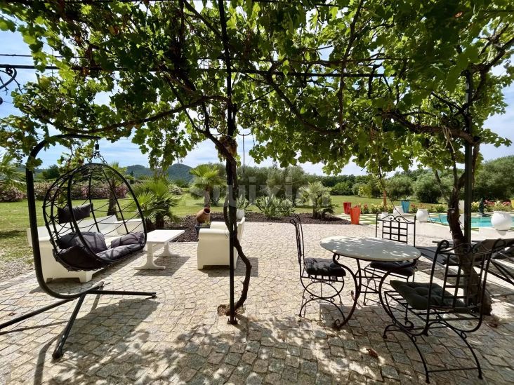 Vente Propriété Les Arcs 9 Pièces 300 m²