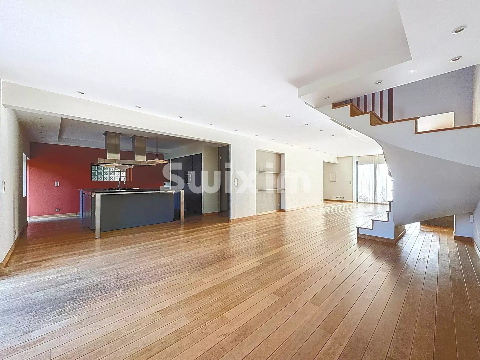 haus 7 Zimmer zum verkauf auf Ornex (01210)