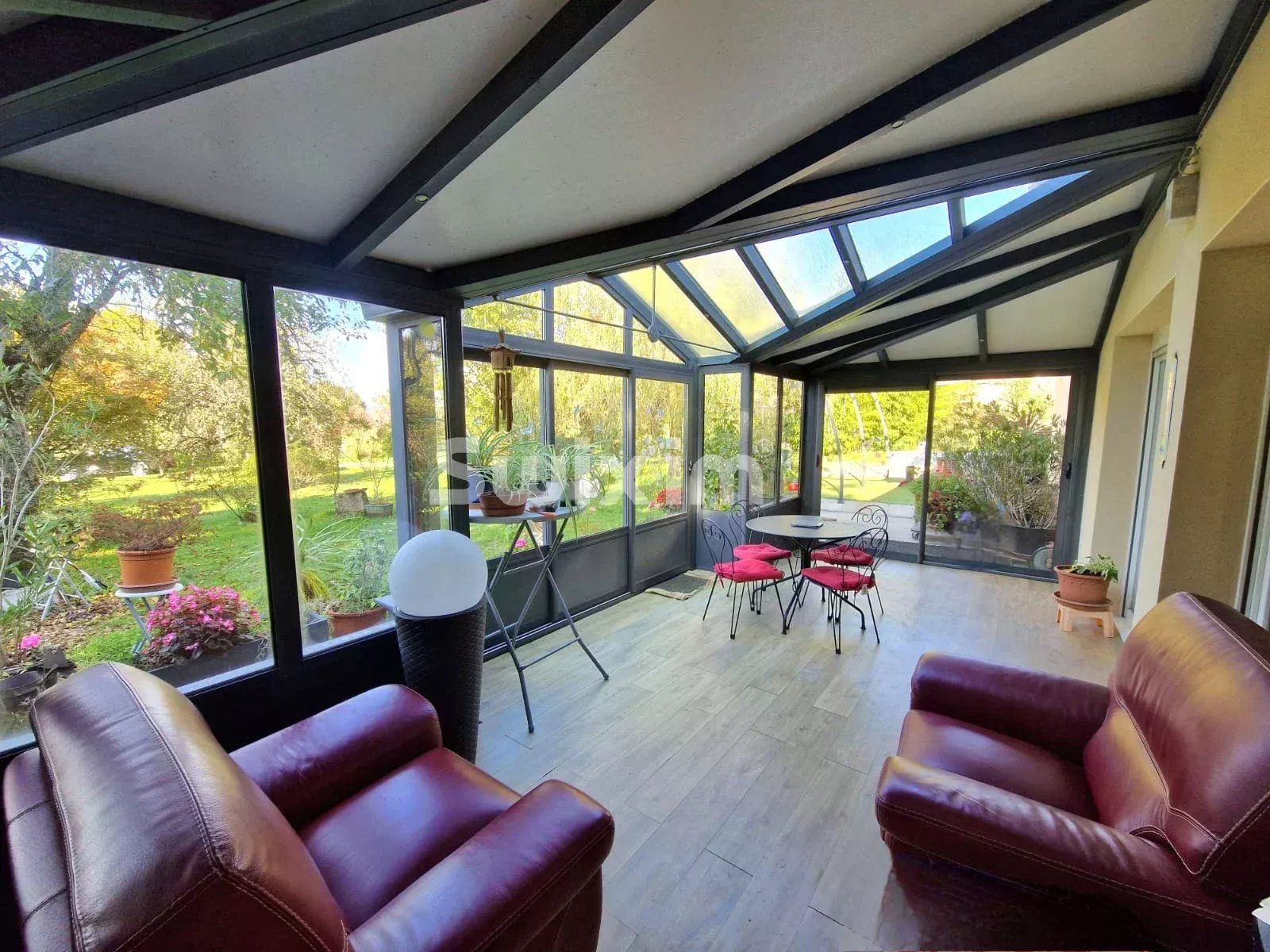 casa 10 Quartos para venda sobre Picarreau (39800)