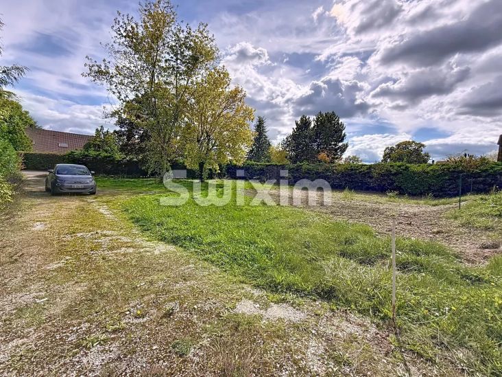 Vente Terrain à bâtir Cessy 1 pièce 753 m²