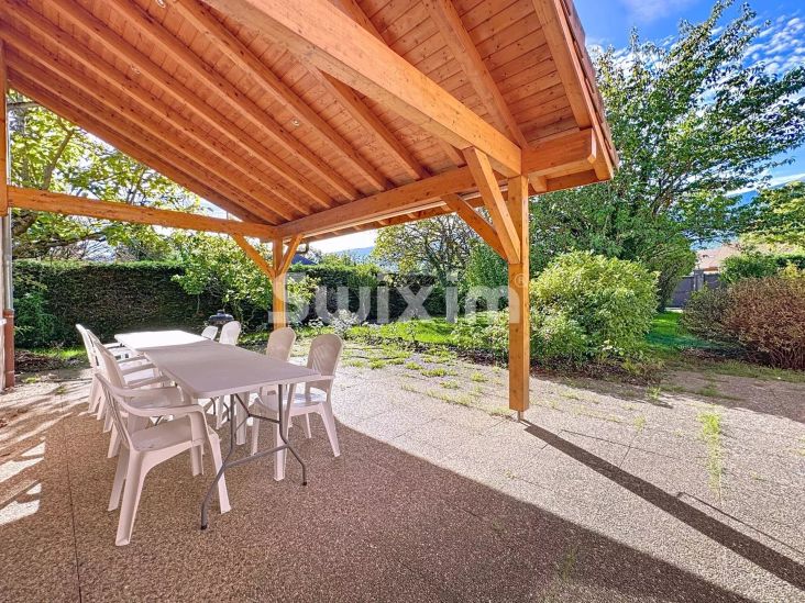 Sale House Saint-Jean-de-Gonville 7&nbsp;Rooms 222.68&nbsp;m²