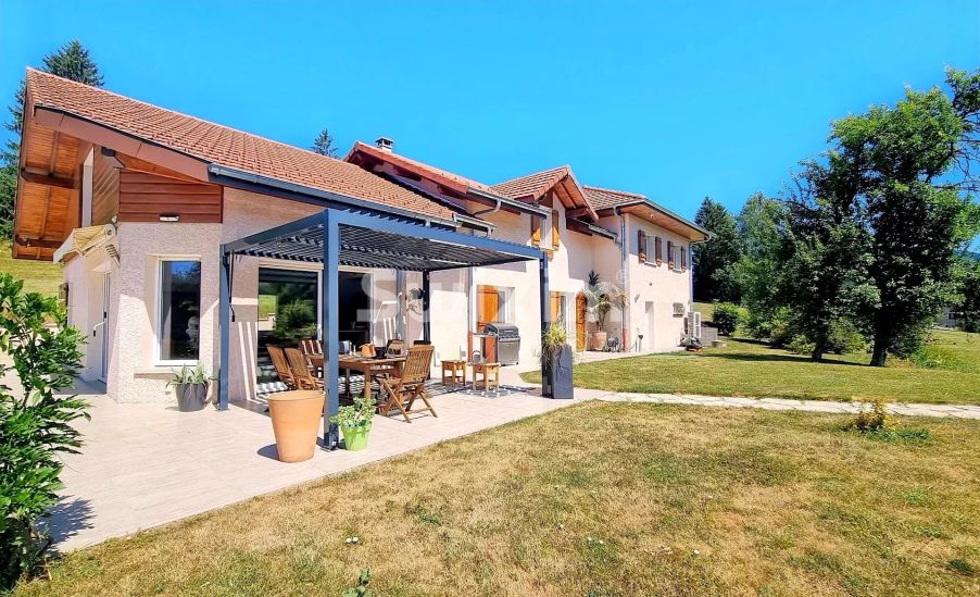 Vente Maison Boëge 7&nbsp;Pièces 229&nbsp;m²