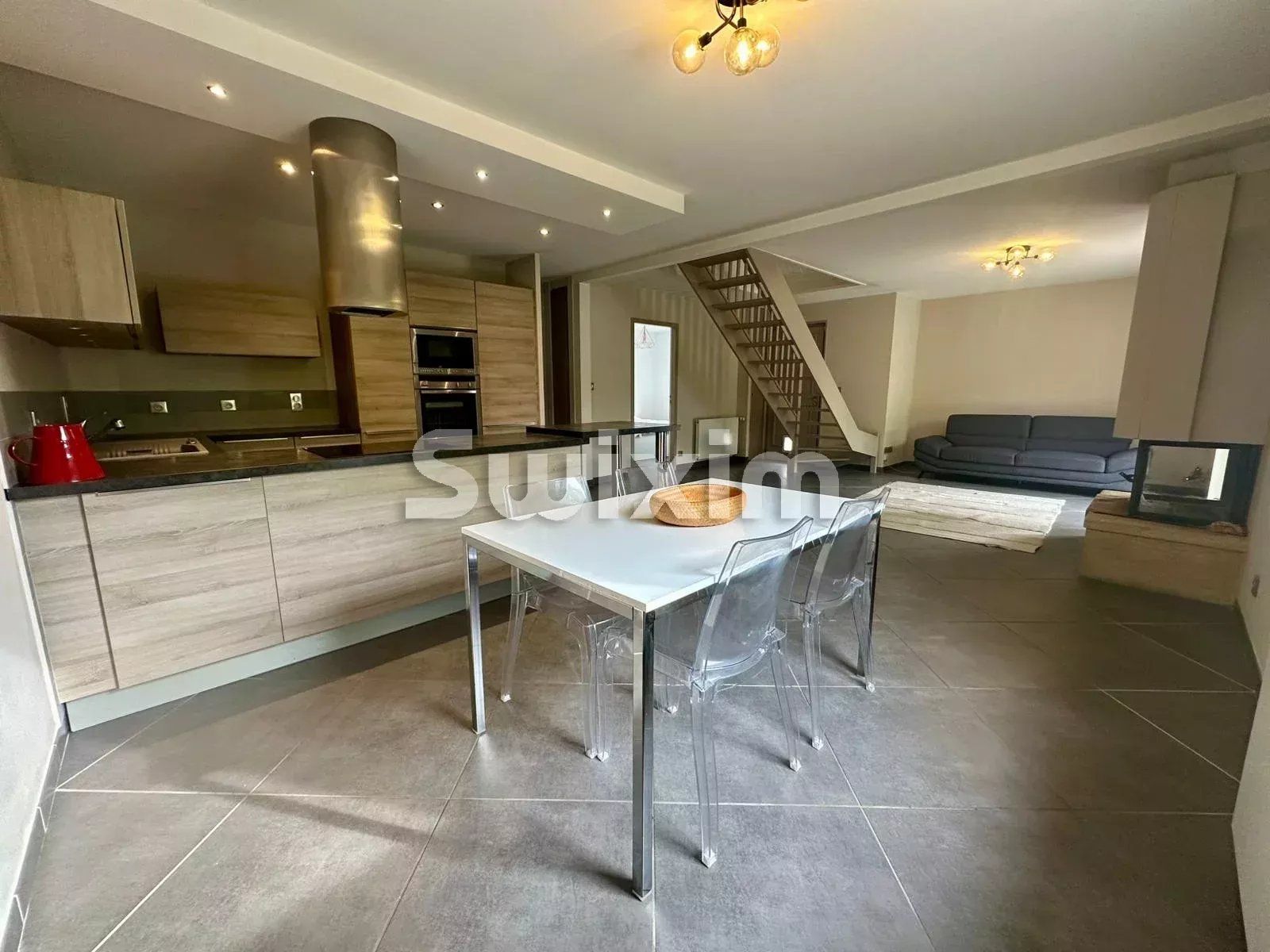 maison 4 Pièces en location sur Gex (01170)