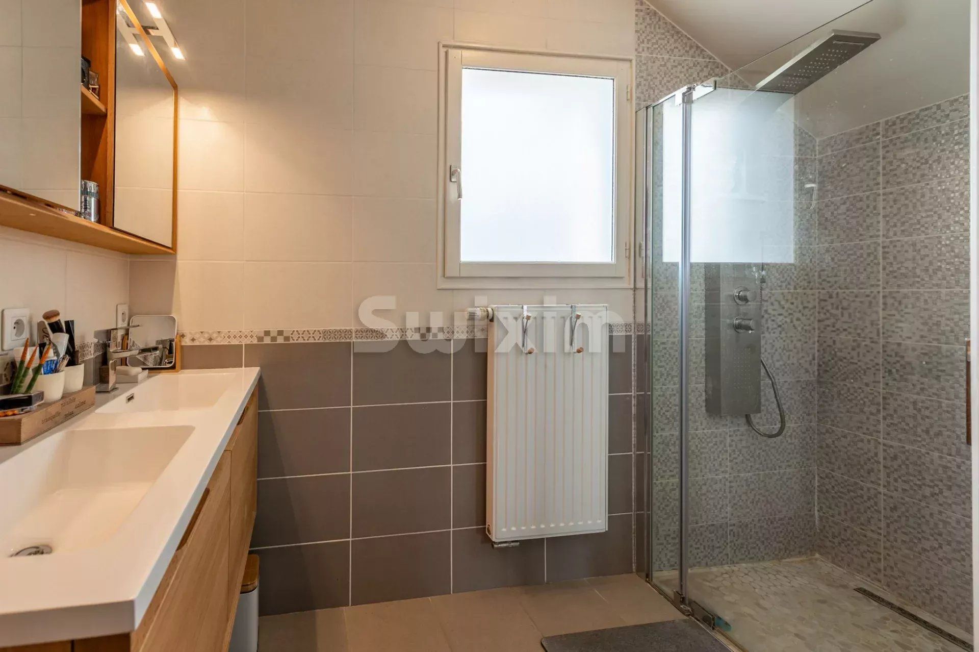 casa 5 Camere in vendita su Douvaine (74140)