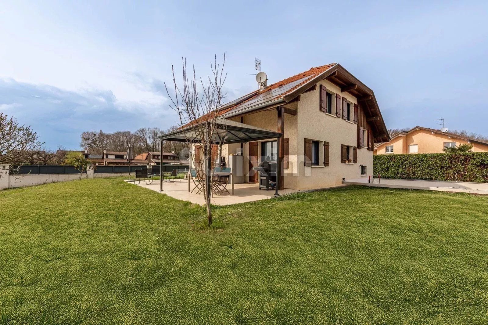 casa 5 Camere in vendita su Douvaine (74140)