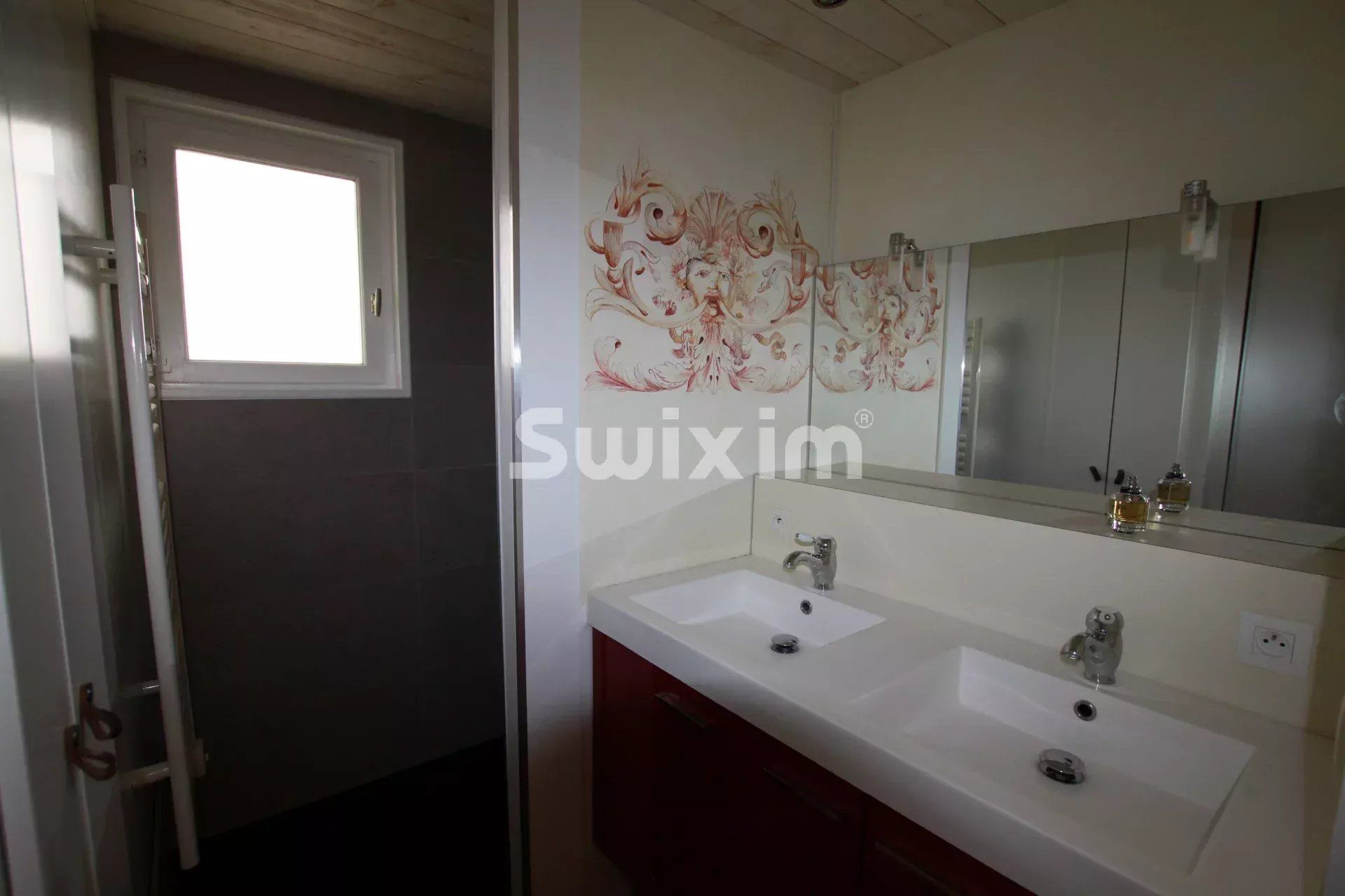 proprietà 9 Camere in vendita su Vienne (38200)