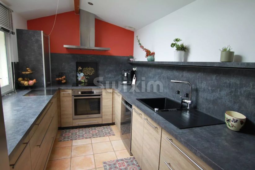 Vente Propriété Saint-Cyr-sur-le-Rhône 9 Pièces 206 m²