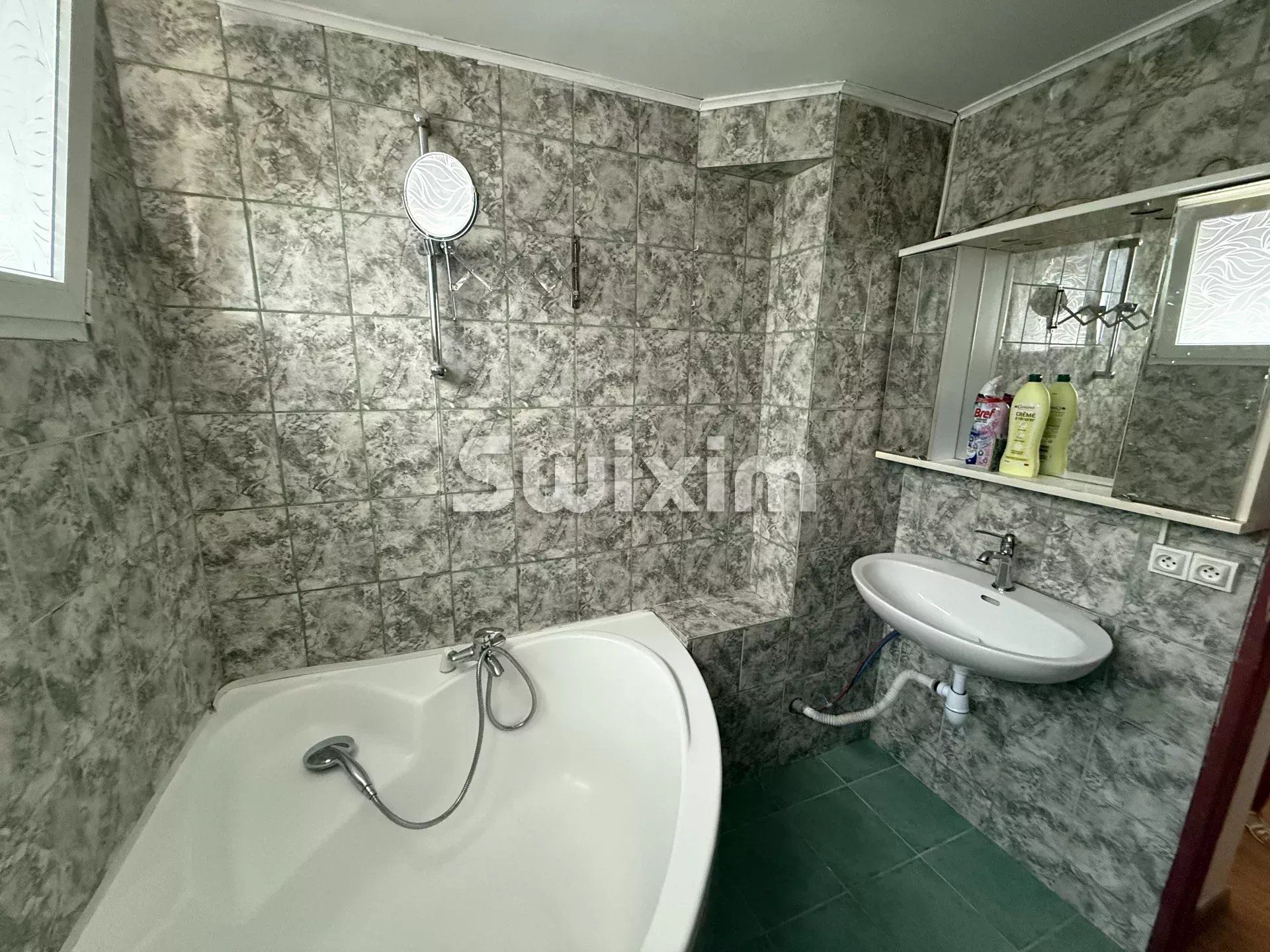 appartamento 3 Camere in vendita su Orange (84100)