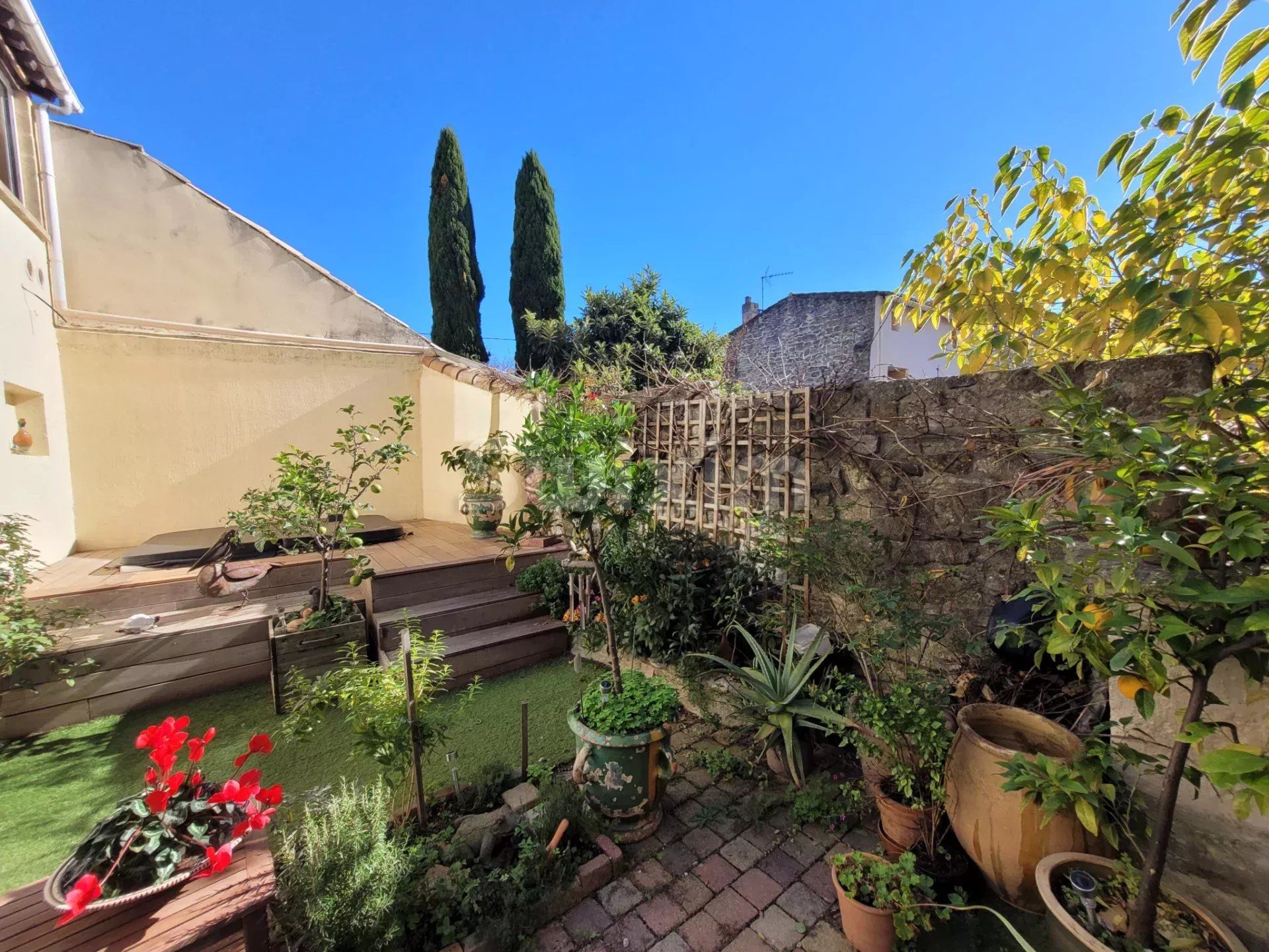 maison 8 Pièces en vente sur Uzès (30700)