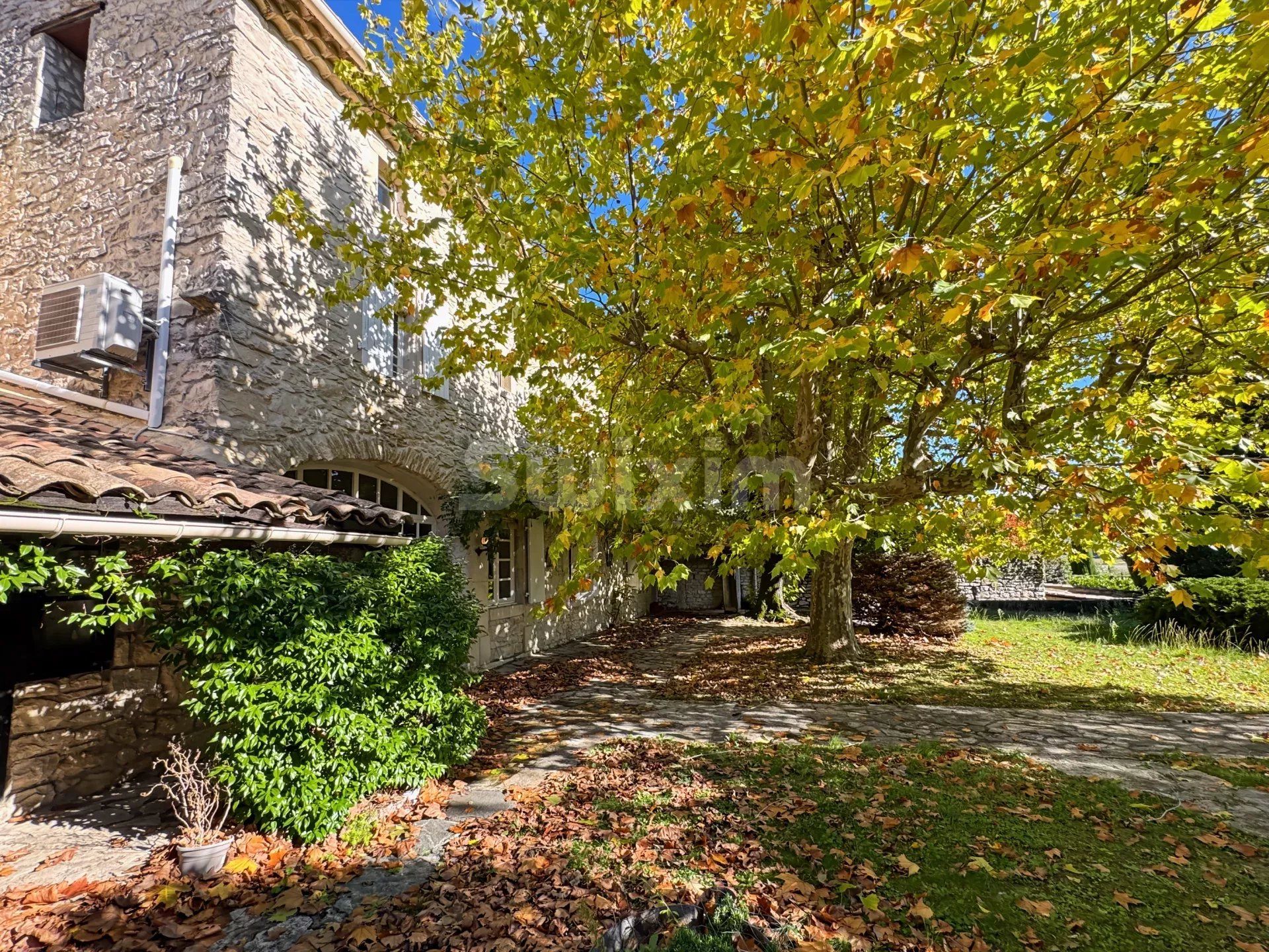 maison 10 Pièces en vente sur Allan (26780)