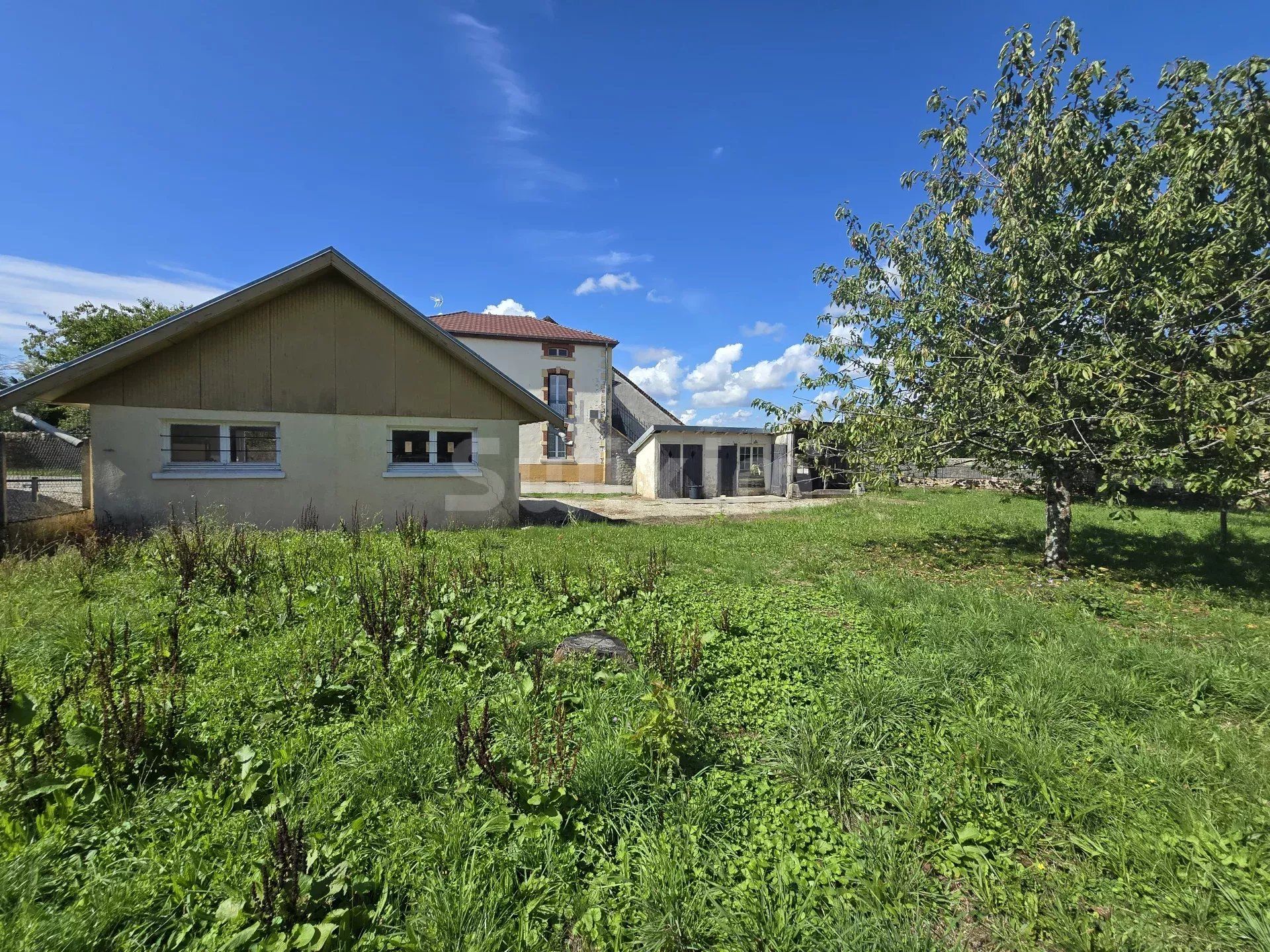 maison 8 Pièces en vente sur Domblans (39210)