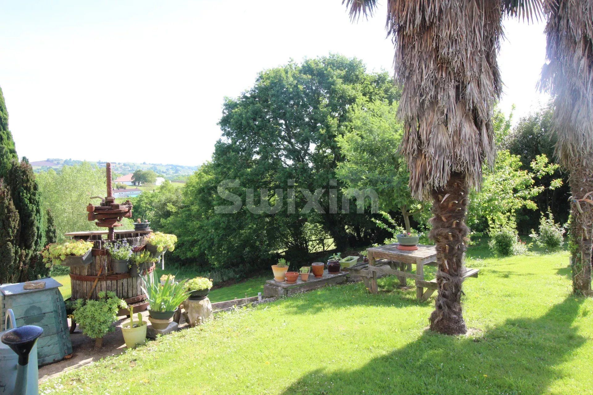 maison 10 Pièces en vente sur Bardos (64520)