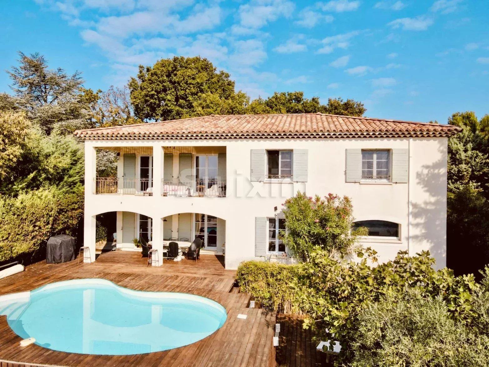 bastide 8 Pièces en vente sur Rochefort-du-Gard (30650)