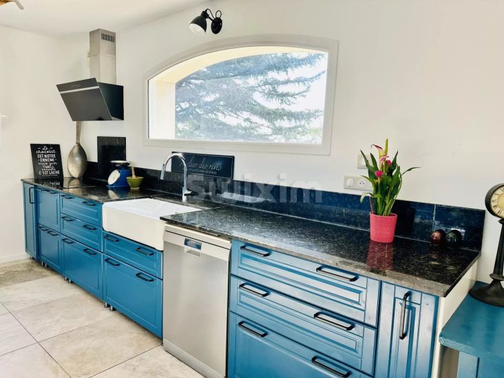 Vente Bastide Rochefort-du-Gard 8 Pièces 217 m²