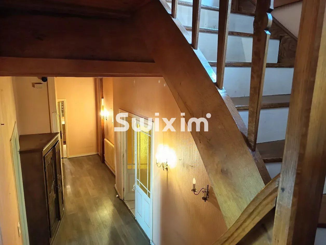 immeuble 13 Pièces en vente sur Saint-Amour (39160)