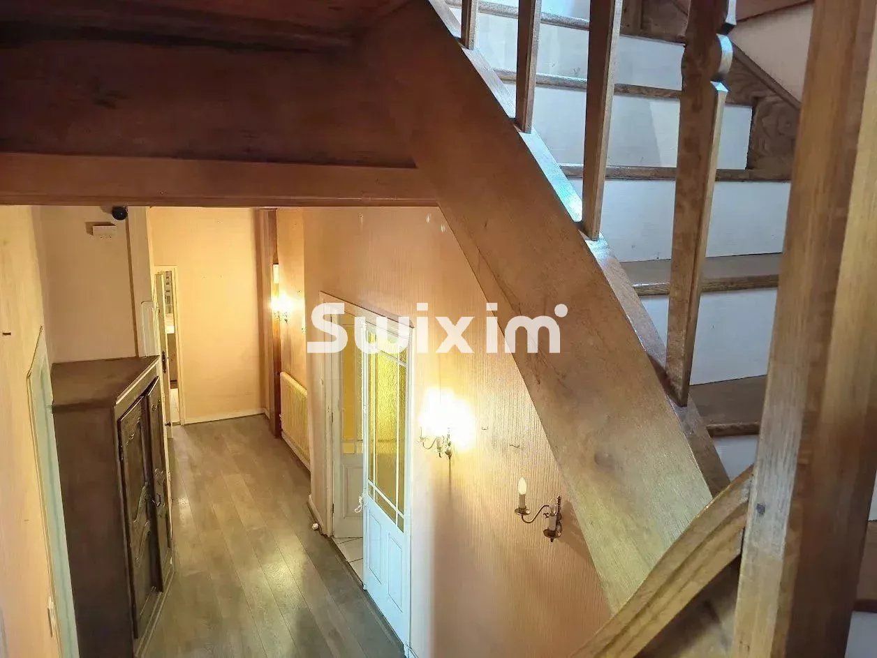 immeuble 13 Pièces en vente sur Saint-Amour (39160)