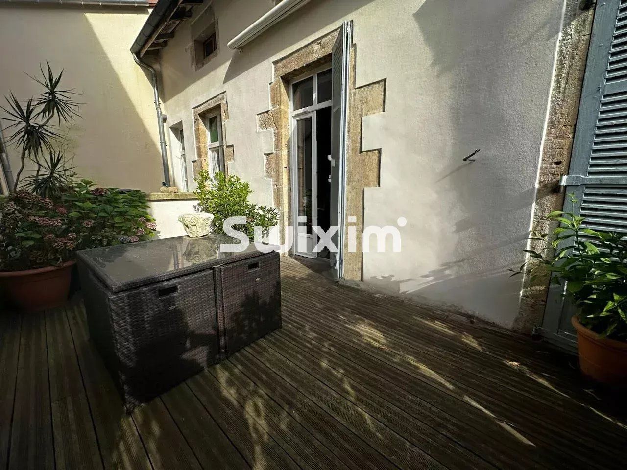 immeuble 13 Pièces en vente sur Saint-Amour (39160)