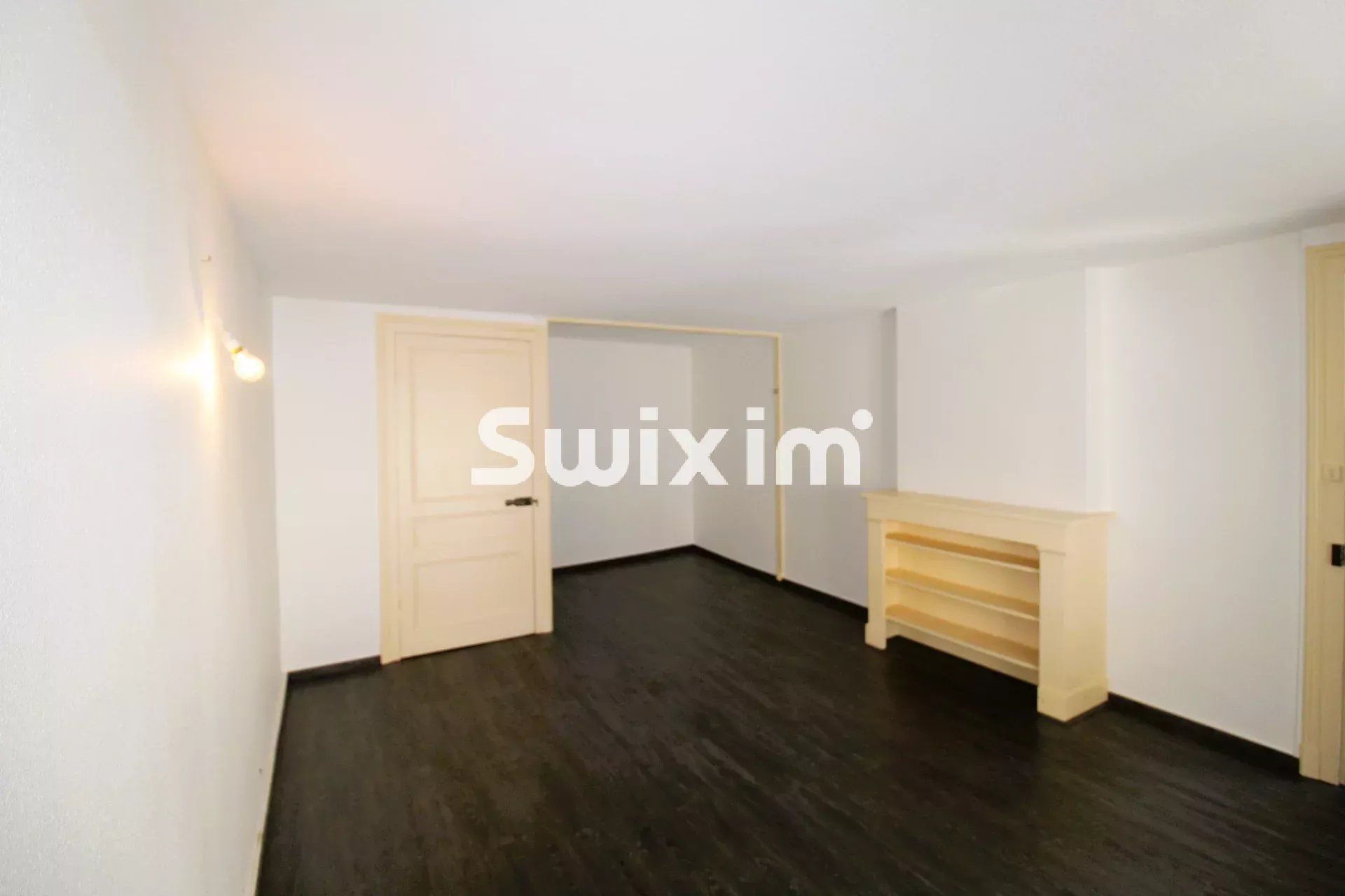 edificio 13 Salas en venta en Saint-Amour (39160)