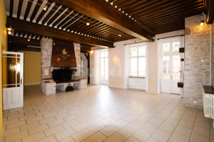 Vendita Immobile Saint-Amour 13&nbsp;Camere 278.53&nbsp;m²