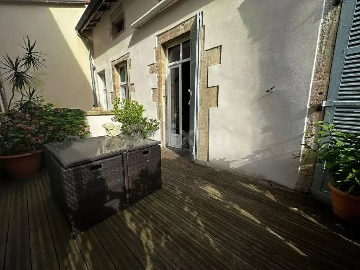 Vente Immeuble Saint-Amour 13 Pièces 278.53 m²